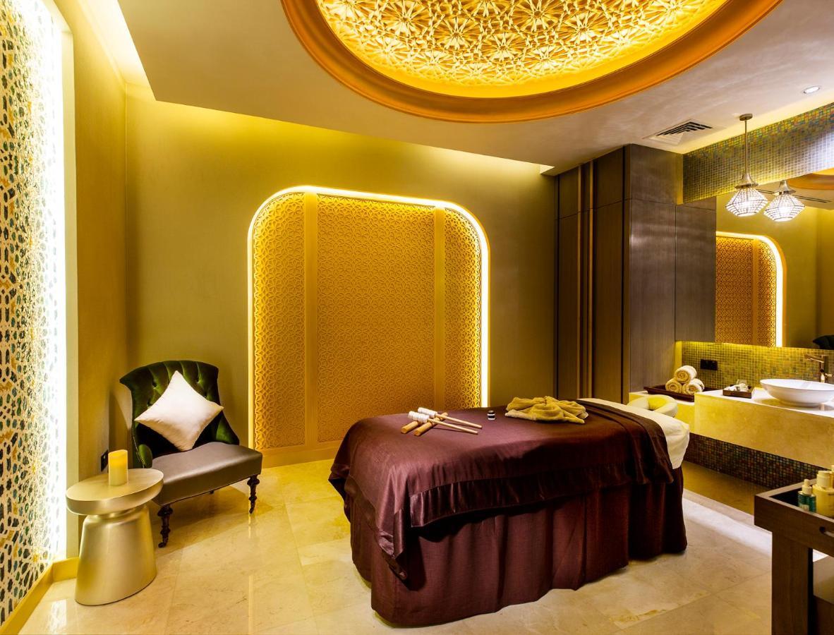 Ezdan Palace Hotel Doha Eksteriør bilde A treatment room at the spa