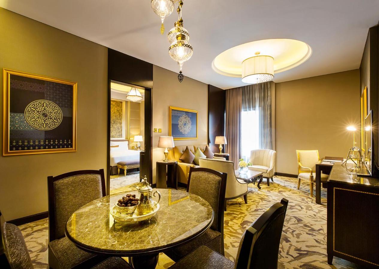 Ezdan Palace Hotel Doha Eksteriør bilde Suite at the hotel