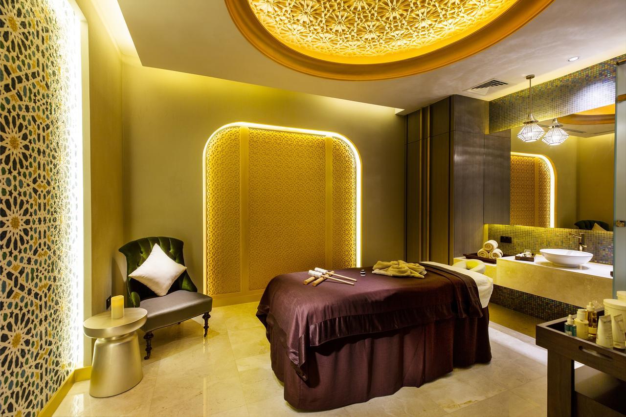 Ezdan Palace Hotel Doha Eksteriør bilde A treatment room at the spa
